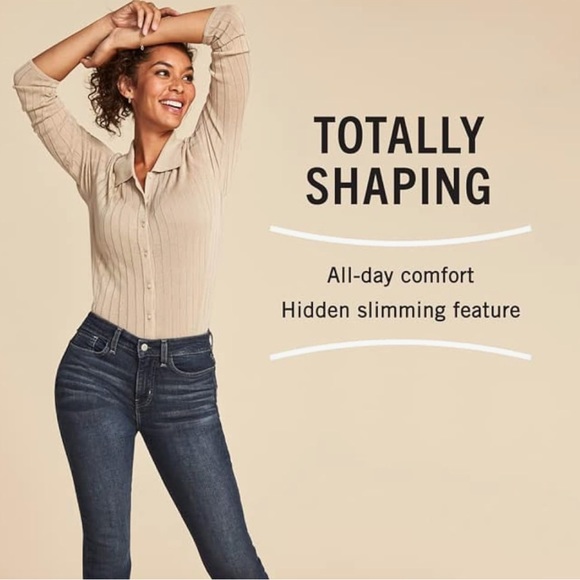 NWT Signature by Levi Strauss Women’s Totally Shaping Skinny Jeans - Picture 4 of 9